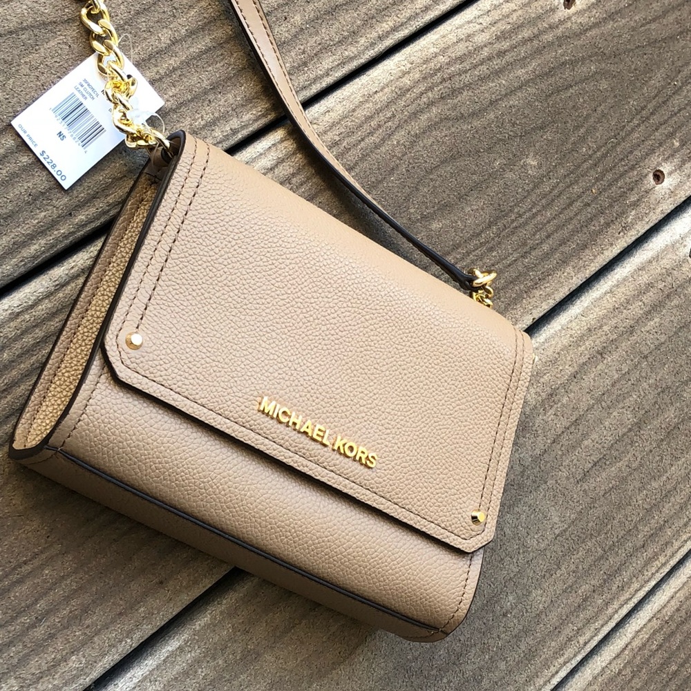 NWT Authentic Michael Kors Hayes crossbody handbag - Picture 3 of 7